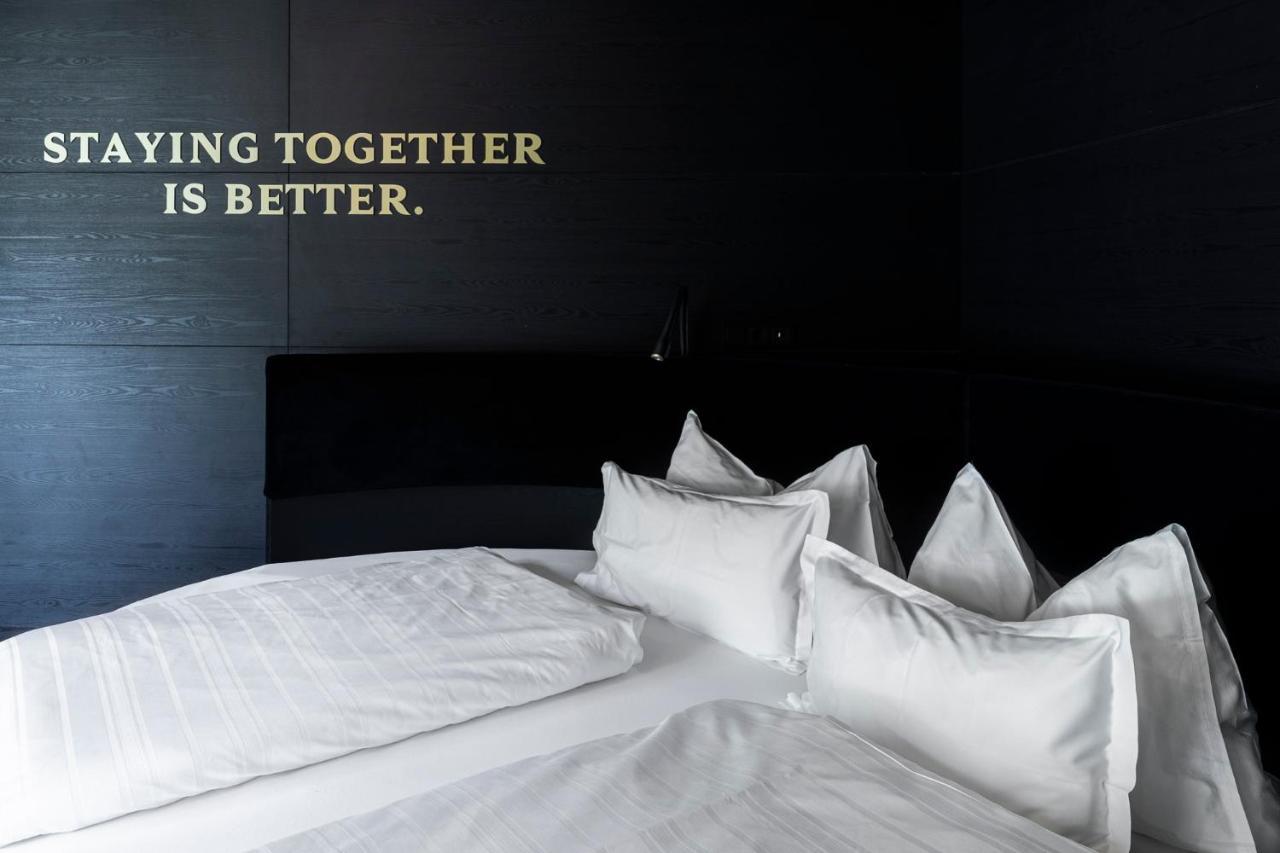 Prinz Rudolf Smart Hotel Merano Bagian luar foto