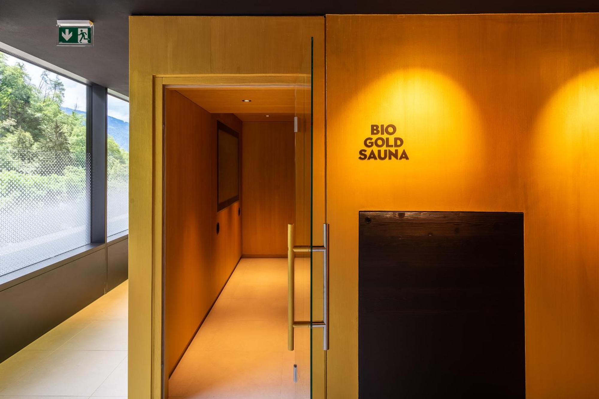 Prinz Rudolf Smart Hotel Merano Bagian luar foto
