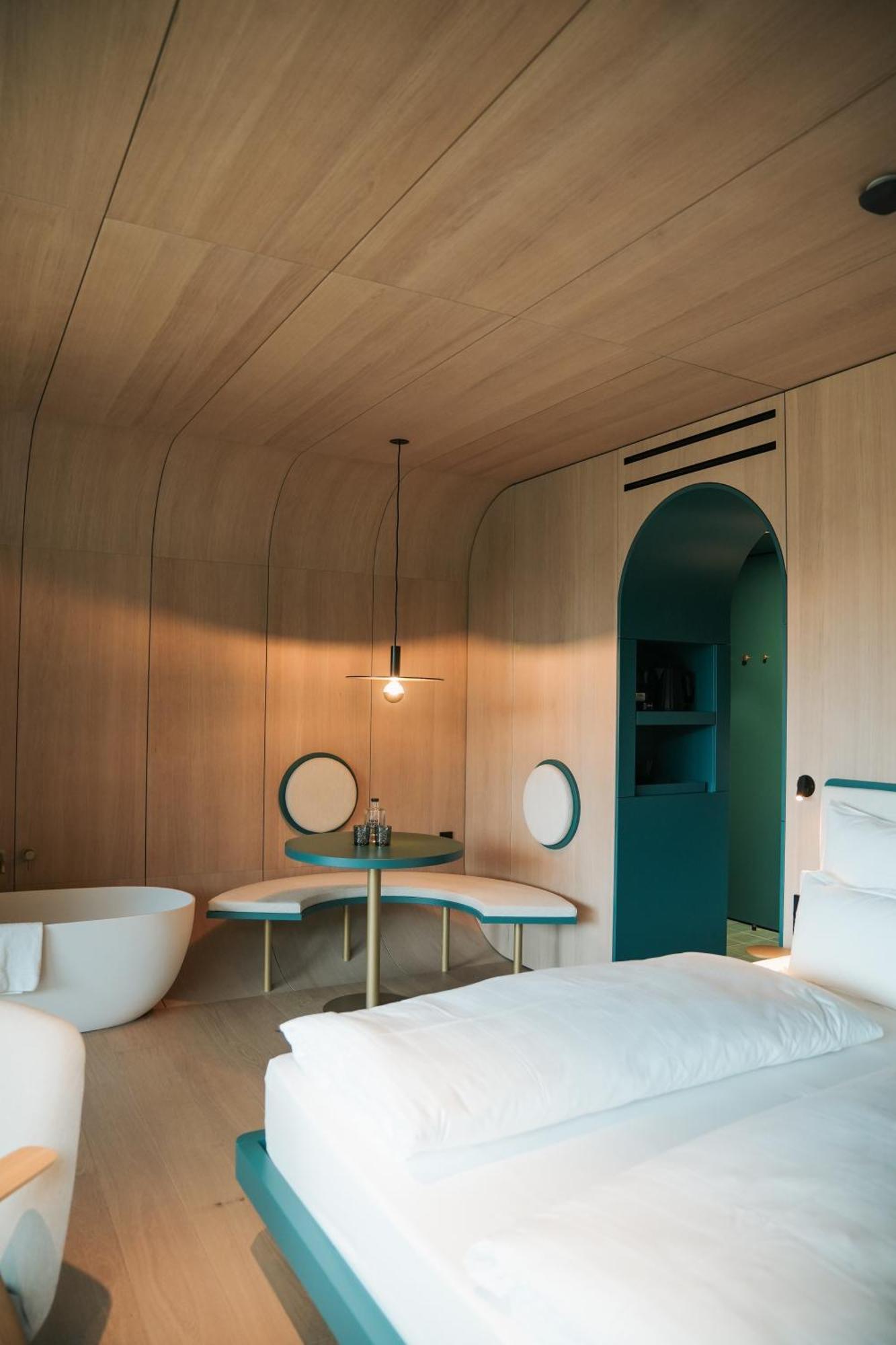 Prinz Rudolf Smart Hotel Merano Bagian luar foto
