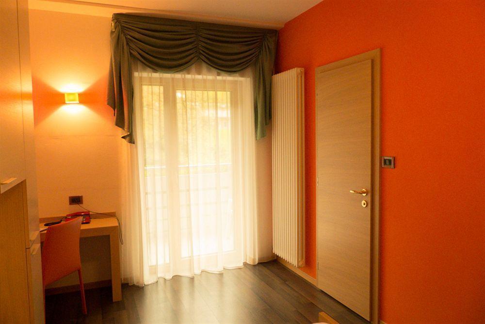 Prinz Rudolf Smart Hotel Merano Bagian luar foto