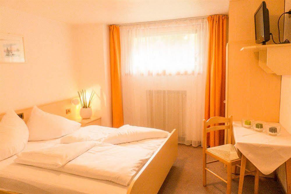 Prinz Rudolf Smart Hotel Merano Bagian luar foto